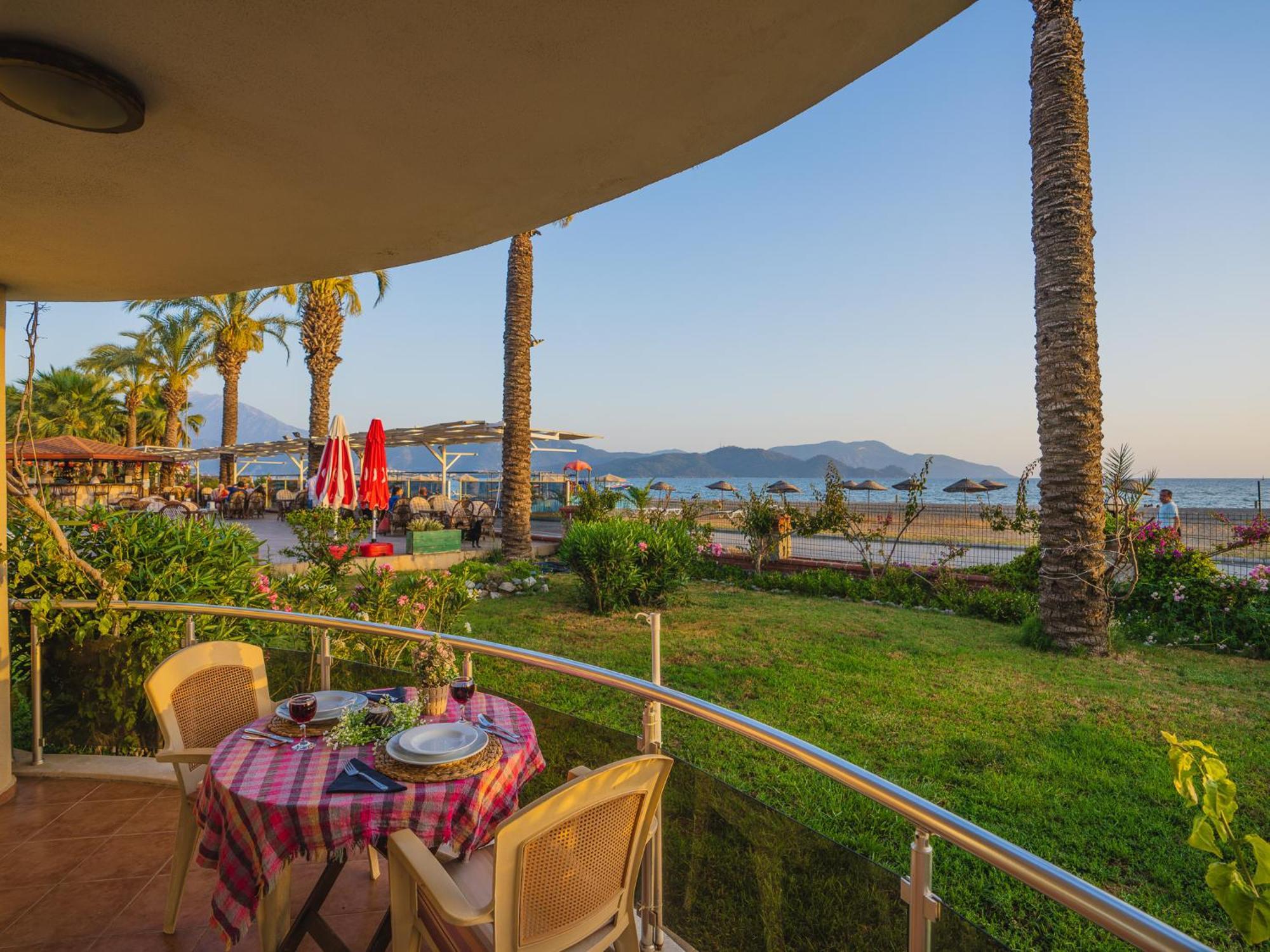 Sunset Beach Club Aqua Lettings フェティエ エクステリア 写真